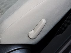 2013款 2.0L 手动 两驱舒适型