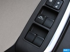 2013款 2.0L 手动 两驱舒适型