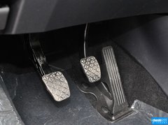 2013款 2.0L 手动 两驱舒适型