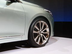 2014款 2.0L 自动 旗舰型