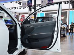 2014款 2.0L 自动 旗舰型