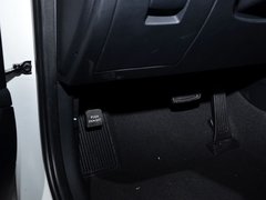2014款 2.0L 自动 旗舰型