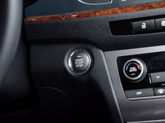 2014款 2.0L 自动 旗舰型