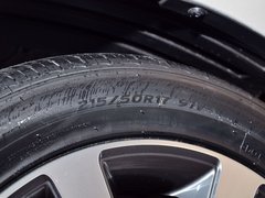 2014款 2.0L 自动 旗舰型