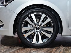 2014款 2.0L 自动 旗舰型