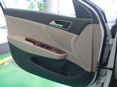 2014款 2.0L 自动 旗舰型
