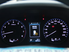2014款 2.0L 自动 旗舰型