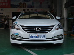 2014款 2.0L 自动 旗舰型
