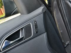2014款 2.0L 自动 旗舰型