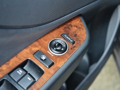 2014款 2.0L 自动 旗舰型