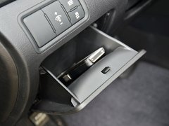 2014款 2.0L 自动 旗舰型