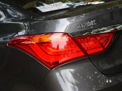 2014款 2.0L 自动 旗舰型