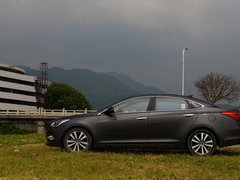 2014款 2.0L 自动 旗舰型