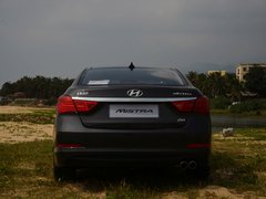 2014款 2.0L 自动 旗舰型