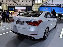 2014款 2.0L 自动 旗舰型