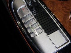 2013款 3.6L 自动 四驱精英版 7座