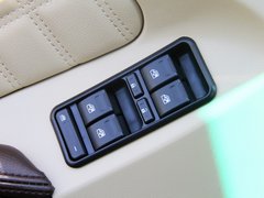 2013款 1.8T 自动 两驱智尊版 5座