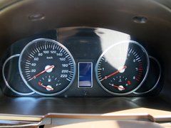 2013款 1.8T 自动 两驱智尊版 5座