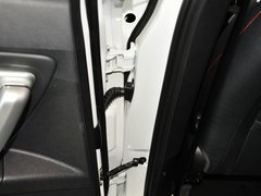 2013款 2.3L 自动 旗舰型