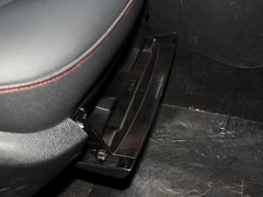 2013款 2.3L 自动 旗舰型