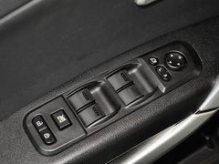 2013款 2.3L 自动 旗舰型