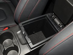 2013款 2.3L 自动 旗舰型