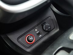 2013款 2.3L 自动 旗舰型