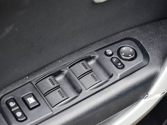 2013款 2.3L 自动 旗舰型
