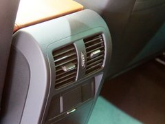 2013款 1.8TSI DSG 豪华型