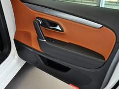 2013款 1.8TSI DSG 豪华型