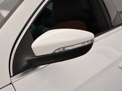 2013款 1.8TSI DSG 豪华型