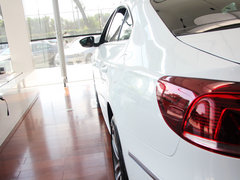2013款 1.8TSI DSG 豪华型