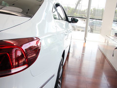 2013款 1.8TSI DSG 豪华型
