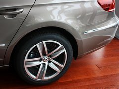 2013款 1.8TSI DSG 豪华型