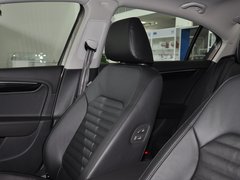 2013款 1.8TSI DSG 豪华型