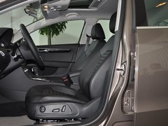 2013款 1.8TSI DSG 豪华型