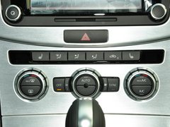 2013款 1.8TSI DSG 豪华型