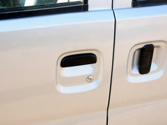 2012款 1.0L 手动 超值型