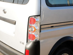2012款 1.0L 手动 超值型