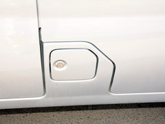 2012款 1.0L 手动 超值型
