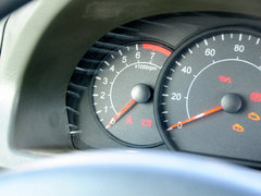 2012款 1.0L 手动 超值型
