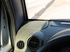 2012款 1.0L 手动 超值型