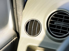 2012款 1.0L 手动 超值型