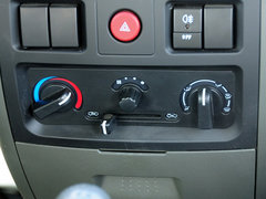 2012款 1.0L 手动 超值型