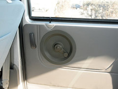 2012款 1.0L 手动 超值型