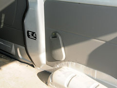 2012款 1.0L 手动 超值型