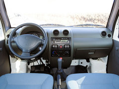 2012款 1.0L 手动 超值型
