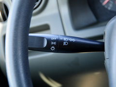 2012款 1.0L 手动 超值型