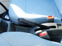 2012款 1.0L 手动 超值型