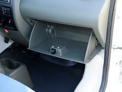 2012款 1.0L 手动 超值型
